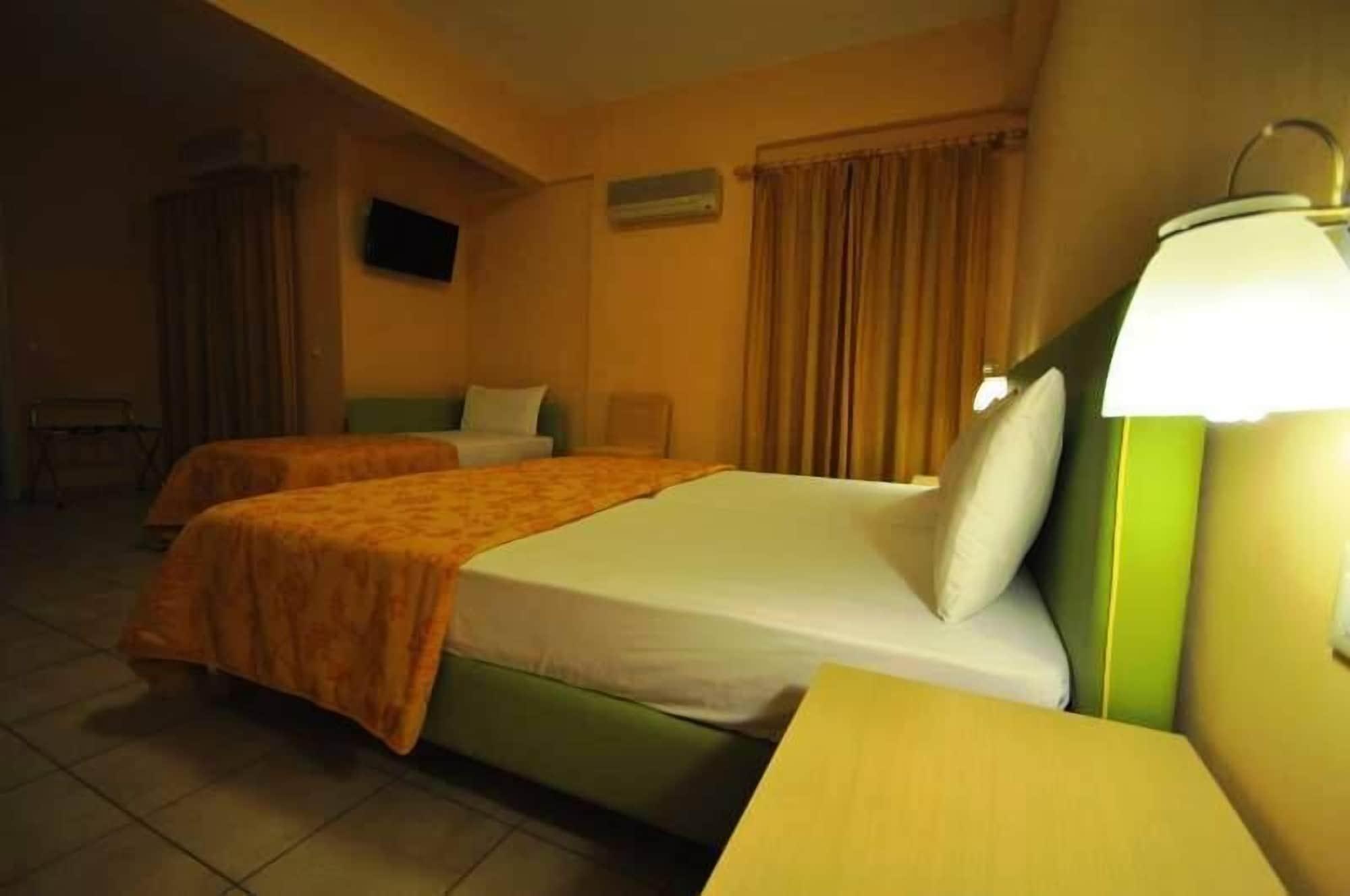 Park Hotel نافبليو المظهر الخارجي الصورة