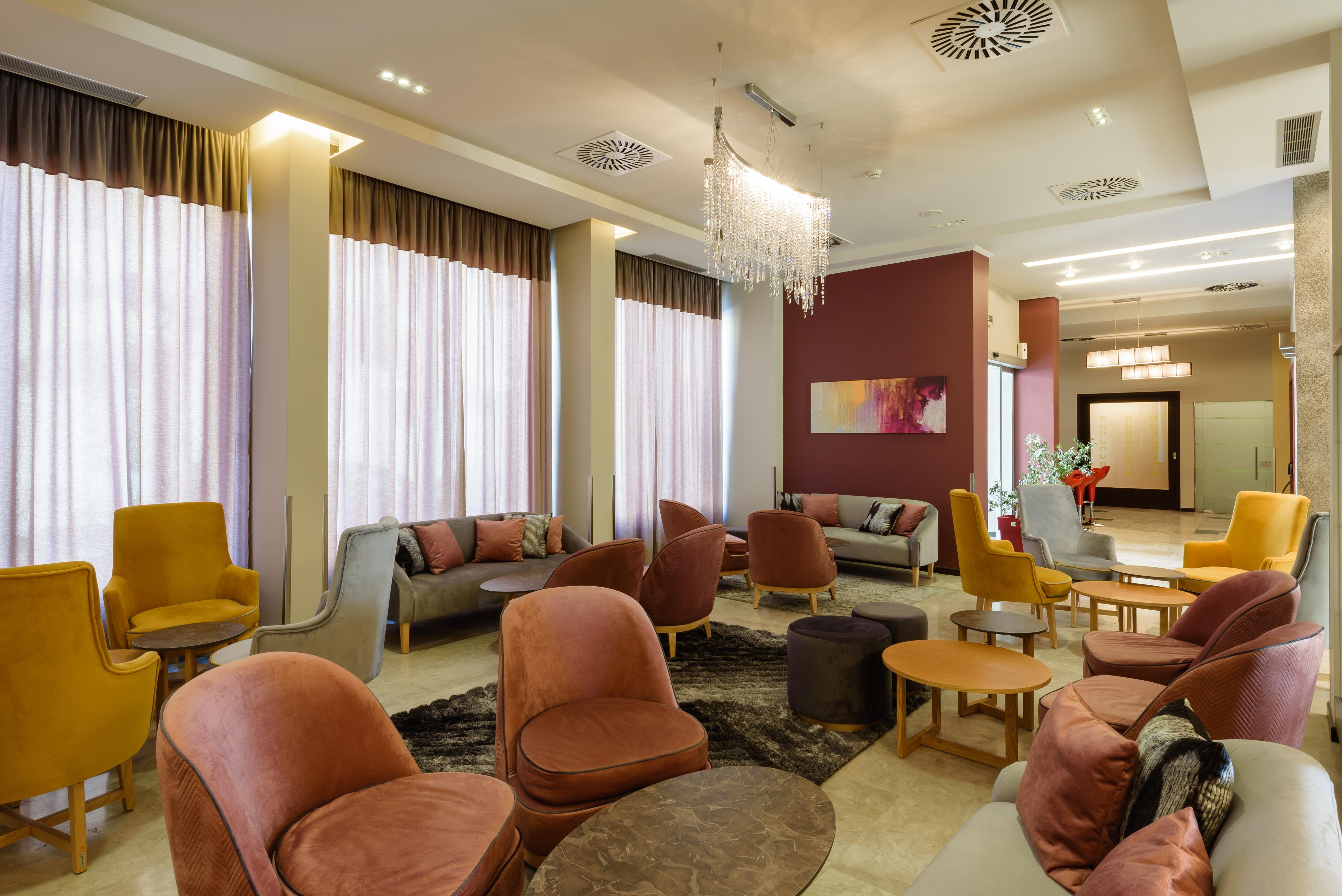 Park Hotel نافبليو المظهر الخارجي الصورة