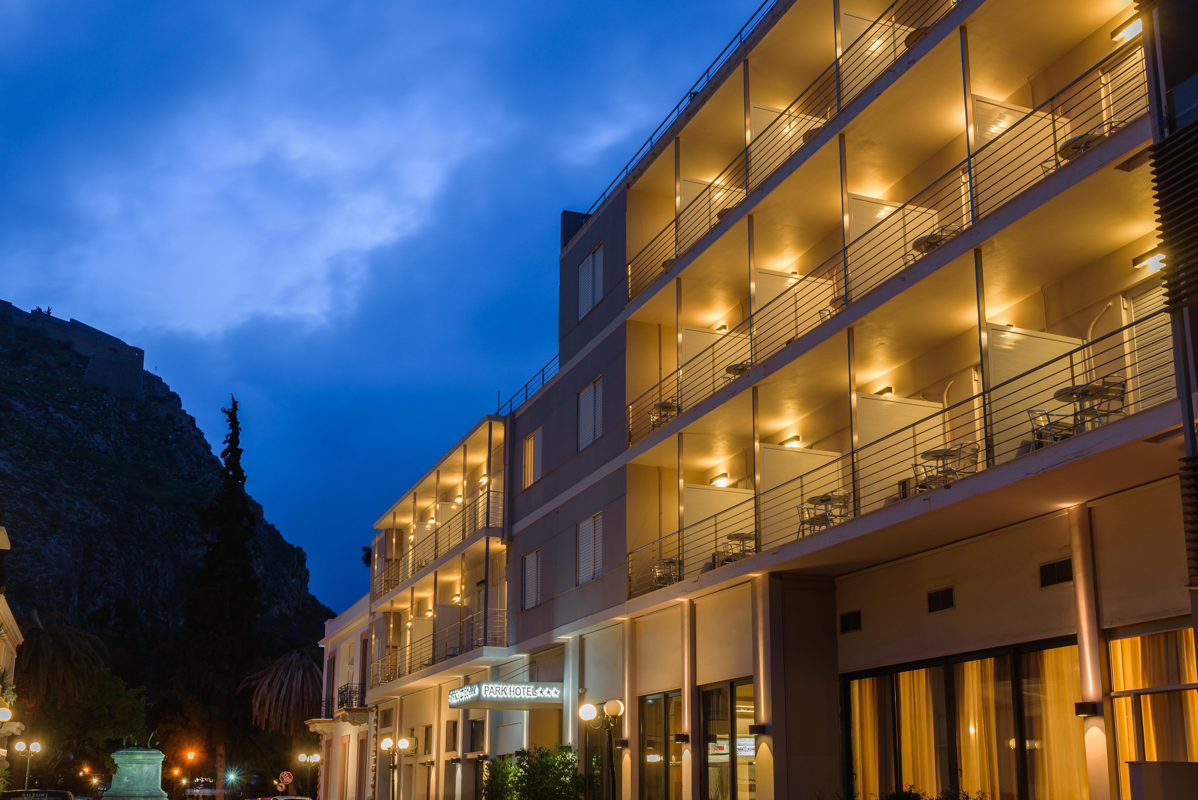 Park Hotel نافبليو المظهر الخارجي الصورة